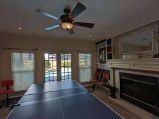 Spacious FIFA Houston Home with Pool Sleeps 13 - 4