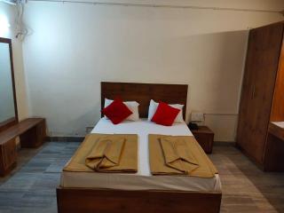 The New Hotel Rajatha Mahal - 4