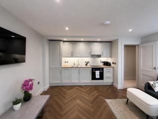 Valentine House - 1