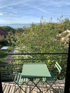 View Geneva Lake, private residence, swimming pool - 0