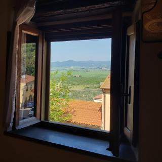 Rustic Refuge in the Hills - 6