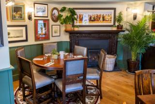 The Globe, Warwick, Warwickshire - Brunning & Price - 3