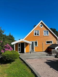 The Sunshine Villa, beautiful garden amazing for families - 9
