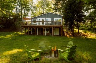 Lakefront Retreat Hot Tub Kenoza Cottage - 4