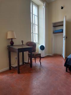 Grand studio proche Orange - 8
