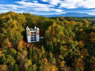 Mountain Views at Dolly's Castle Unit 1 - 7