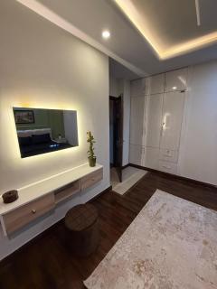 Nestivia Stays Luxury 2BR Family Retreat near F-11 - 2