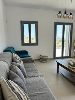 KamaresCozySuites - 8