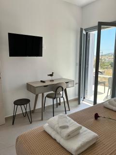 KamaresCozySuites - 1