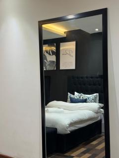 GOLD CREST Luxury Hotel Apartments With City Views- DHA LAHORE PHASE 4 - 1