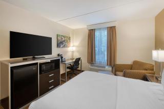 Best Western Philadelphia South - West Deptford Inn - 2