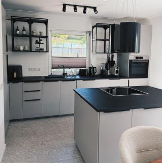 Premium Ferienwohnungen mit Garten-Terrasse-Grill-WiFi-Parkplatz-Baby-Kinder-Bostalsee - 4