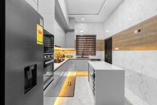 3-Bedroom Terrace Duplex 24 7 Power Supply - 3