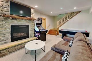 Maple Manor - 7