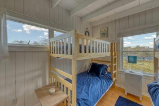 The Surfcomber Multi-Residence Home - 4