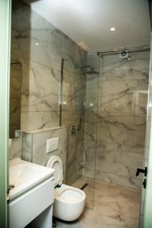 HOTEL CENTERPOINT Tirana - 1