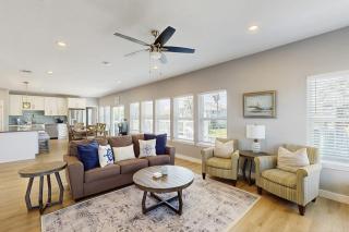 Nana's House - 6