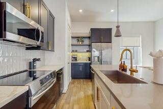 Houston Getaway - 3