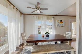 Waterfront Hideaway - 4