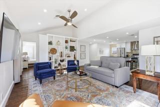 Spacious 2BR 2BA in Uptown Dallas Walk to Dining - 5