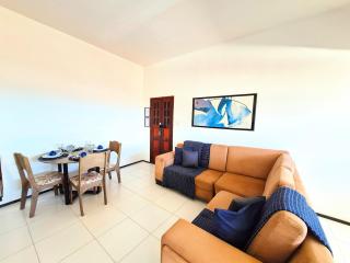 Apartamento com varanda e VISTA para RUA, TV e 2 suítes - 5