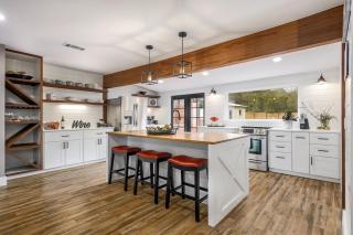 South Austin Large Group Retreat with Swim Spa - 5