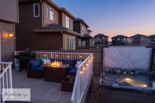 High Roller Manor - 8