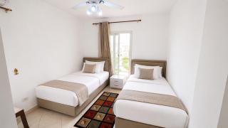 Amwaj Private Rooftop Chalet - Pool View Terrace - 6