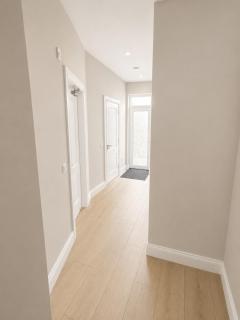 Spacious 7-Bedroom Townhouse in Heart of Thurles - 8