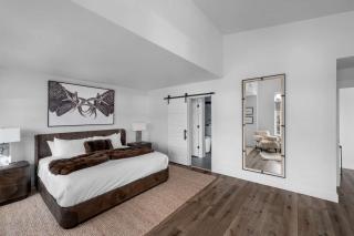 Panoramic views hot tub & game room Minutes from Jordanelle Express Gondola - 3