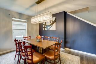 Near The Woodlands! Group Retreat w/ Yard & Patio - 9