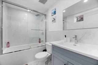 Dove Manor Spacious 9 Beds 3 Full Baths Near Pickering Centre - 4