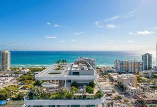 Luxury 4BR Penthouse with Panoramic Ocean Views - 2