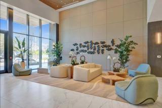72 Park Luxury Condo with Resort Amenities - 2