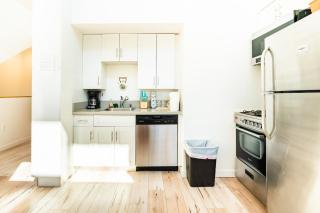 2026 World cup LA 3-Bedrooms Loft Sleep 8 with 2-Parking in Hollywood - 3