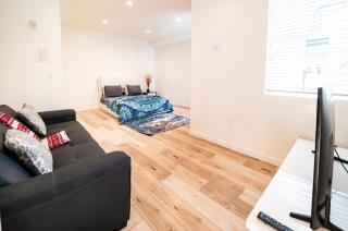 2026 World cup LA 3-Bedrooms Loft Sleep 8 with 2-Parking in Hollywood - 2
