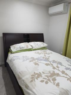 Executive Luxury Holiday Home - 9