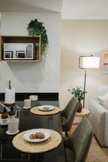 Chic Loft Near Roma Design, Comfort & Rooftop Pool - 2