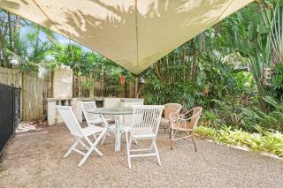Stylish Tropical Villa with Lagoon Pool - 2