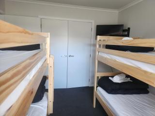 Modern Comfort in a Peaceful Location - 6