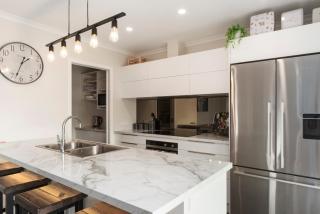 Modern Comfort in a Peaceful Location - 3