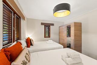Atlantis Beach House - 2