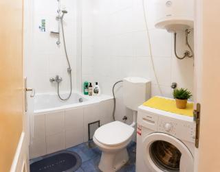 Big Apartment with Wifi, AC and SmartTV - 8