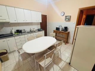 Pancho Villa - Family Apartments - 9