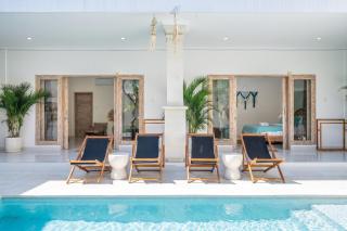 Semera Villa - Secluded Pool Stay with Spacious Patio - Kerobokan - 8