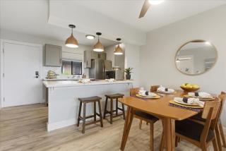 Pacific Shores #B-403 Convenient Location, Walk Everywhere, Close to beach - 2