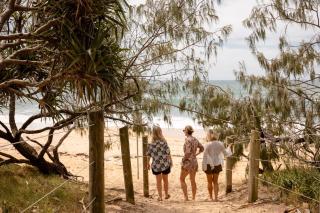 Colourful Shelly Beach Townhouse - Pet-friendly - 0