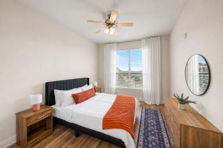 Palm Retreat Houston, Near NRG Stadium, MedCenter, Galleria - 2