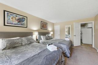 Cozy Retreat Near Portage Lakes - 4
