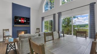 Lakefront, Dock, Boats, Hot Tub, Game Room - 3